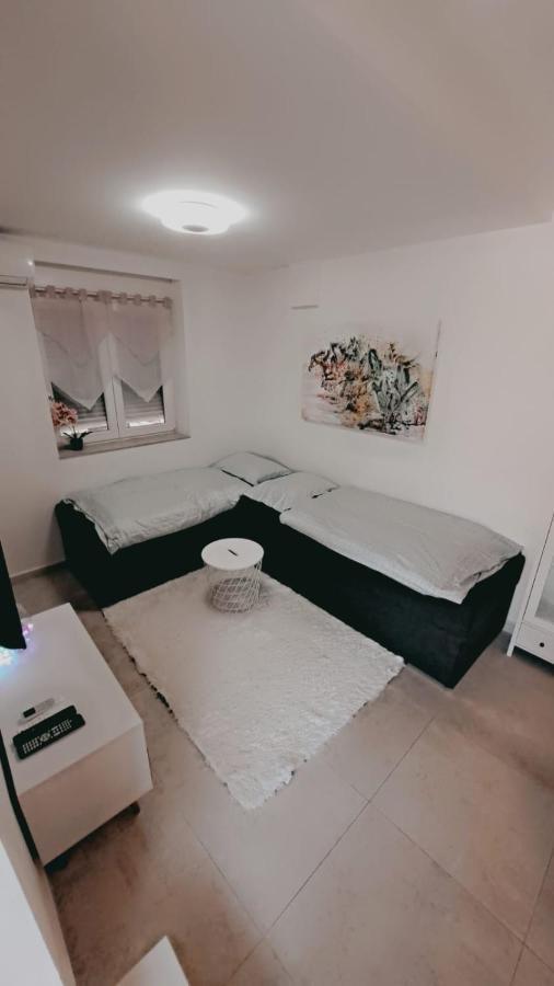 Near Beach Studio Kaštela Екстериор снимка