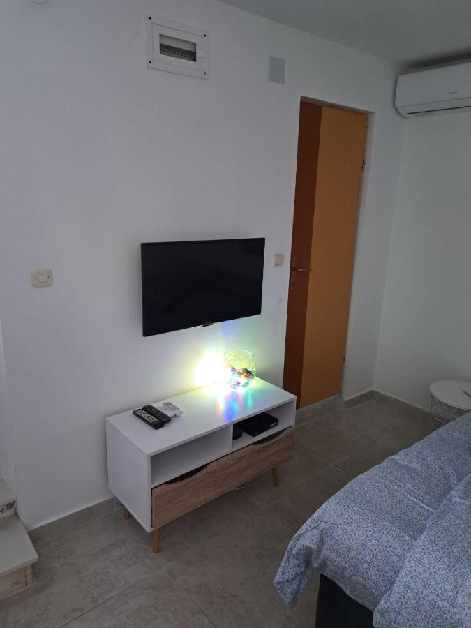 Near Beach Studio Kaštela Екстериор снимка