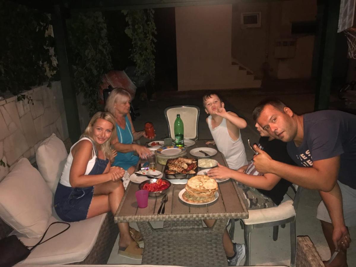 Near Beach Studio Kaštela Екстериор снимка